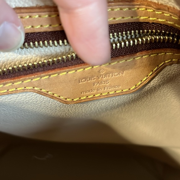 EUC Louis Vuitton Vintage Bucket Bag withh Dustbag! - Picture 12 of 14